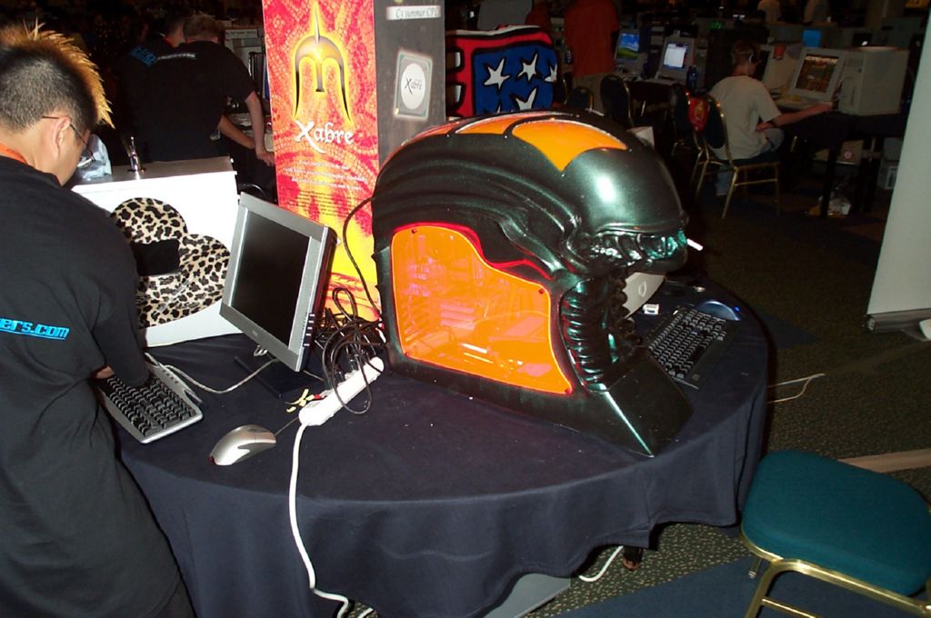 Casemod14 Alien head